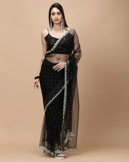 Women Embellished Saree with Lace Border