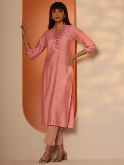 Peach Embroidered Silk Blend Straight Kurta